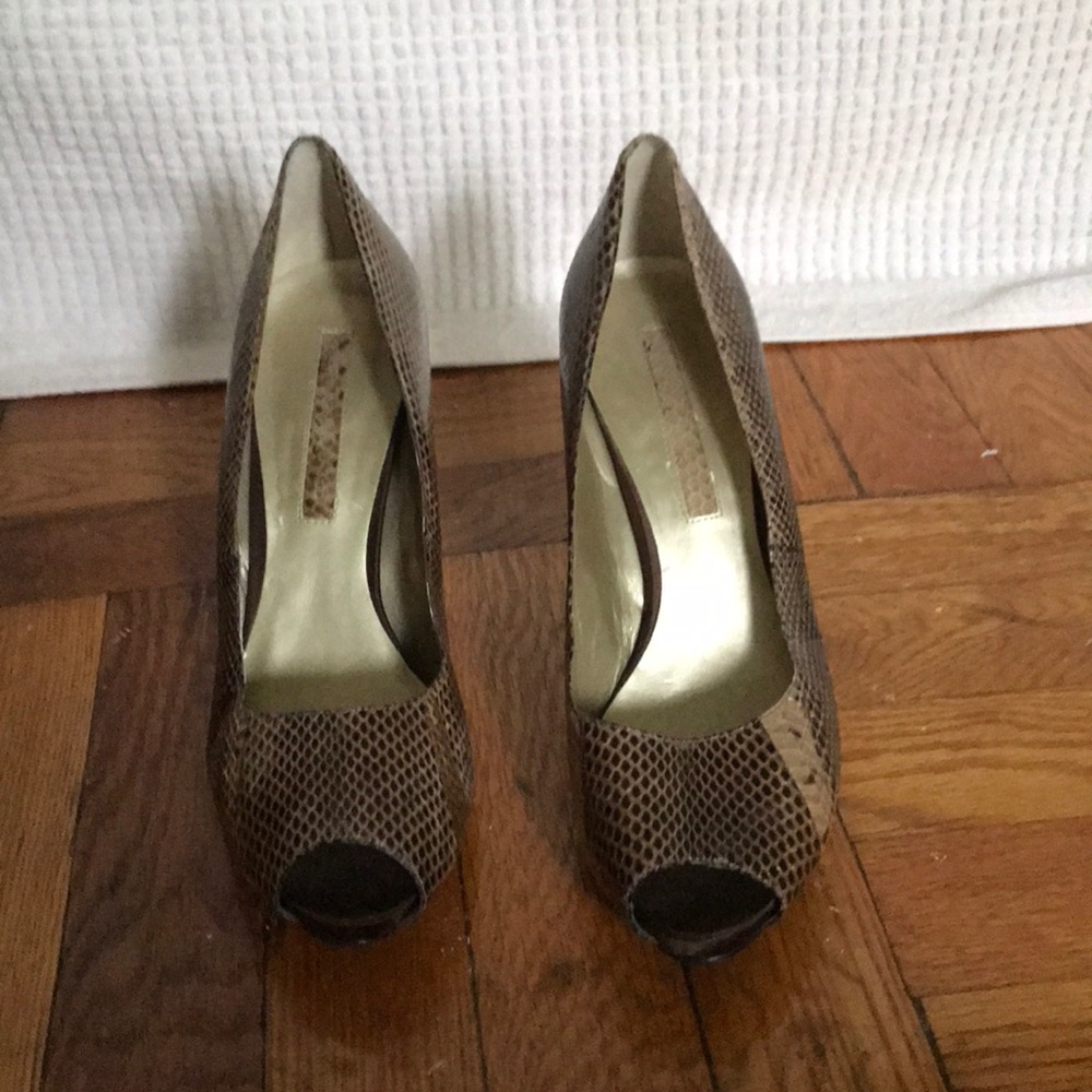 Bandolino Snakeskin Heels